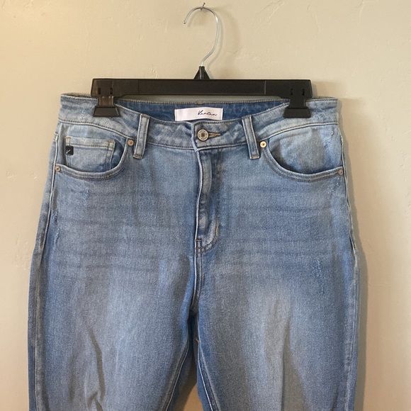 High Rise Skinny KanCan - Picture 2 of 5